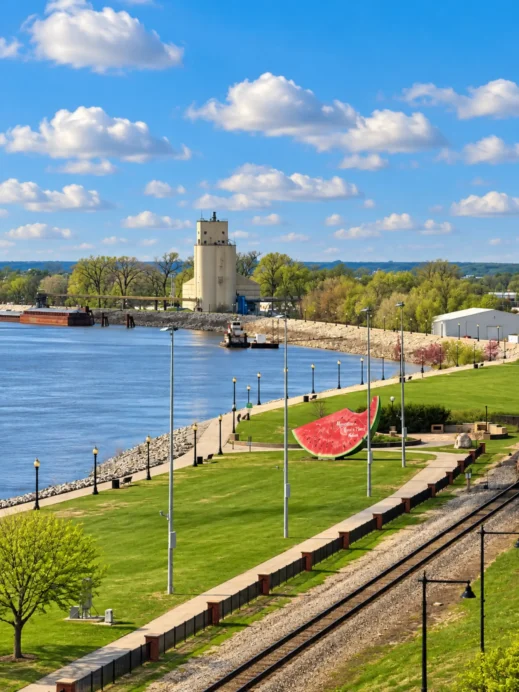 Muscatine, Riverside Park, trail, watermelon