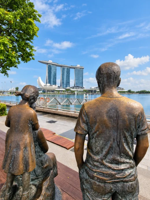 Singapore, statues view, Marina Bay